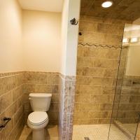 Title text w/Alternate Alternate text w/Title